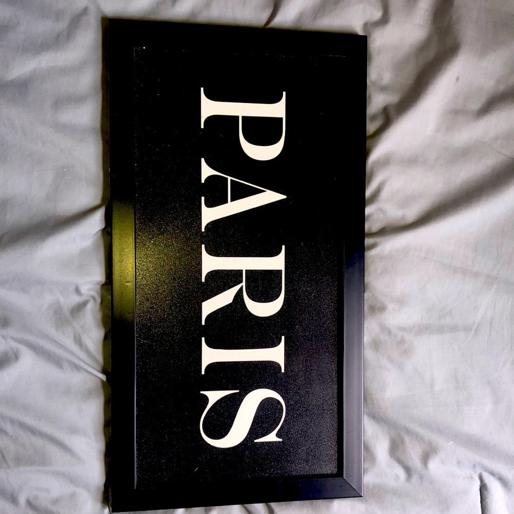 Paris Sign